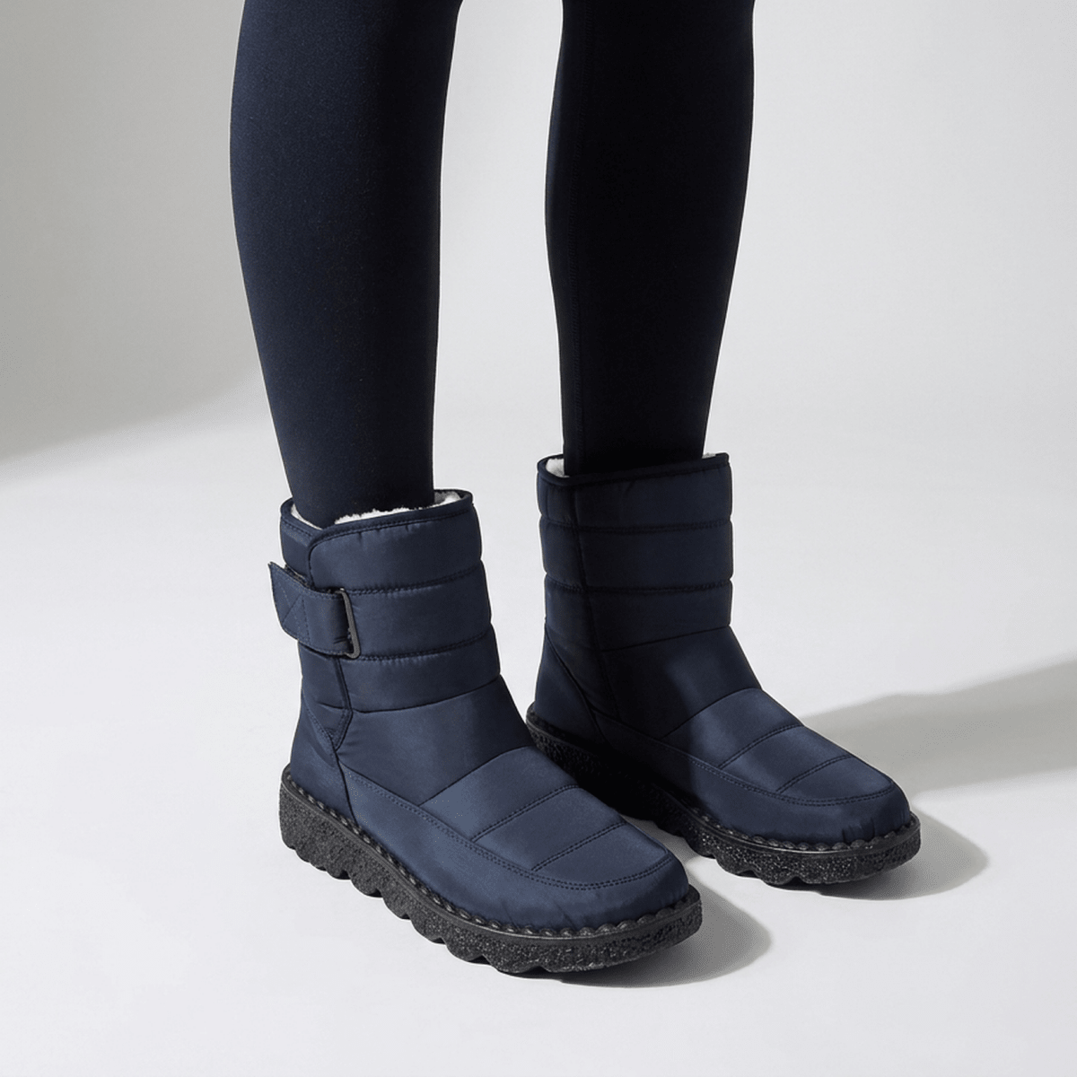 ITERPUB::cold-lorivane-16597417492829::01-hero_a_footwear