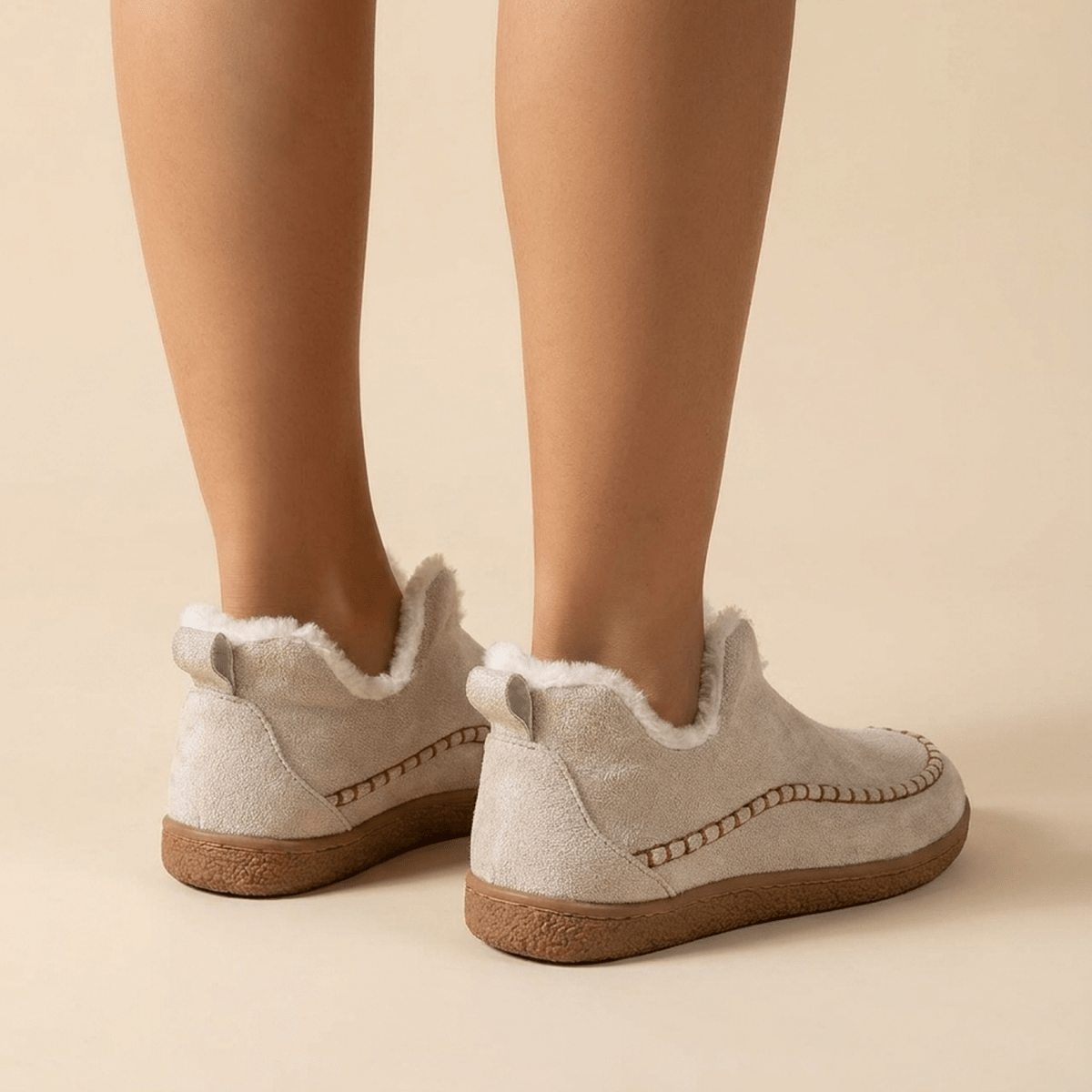 ITERPUB::cold-lorivane-16595700121949::02-hero_back_footwear