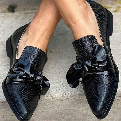 Trisha | Women's Pointed Toe Bow Detail Slip-On Loafers