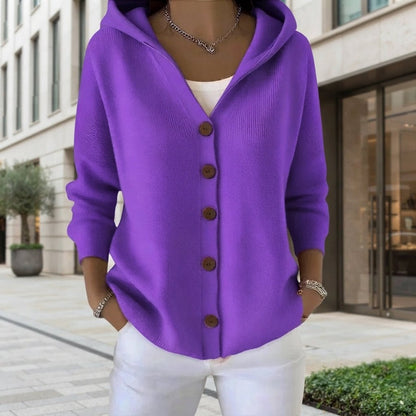 Maureen | Damen-Strickjacke mit Kapuze und Knopfleiste