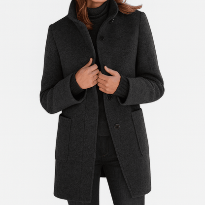 Elisa | Damen-Mantel in Longline-Schnitt mit Knopfleiste und Kragen