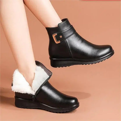 Shari | Women's Flat Winter Ankle Boots with Supportive Sole