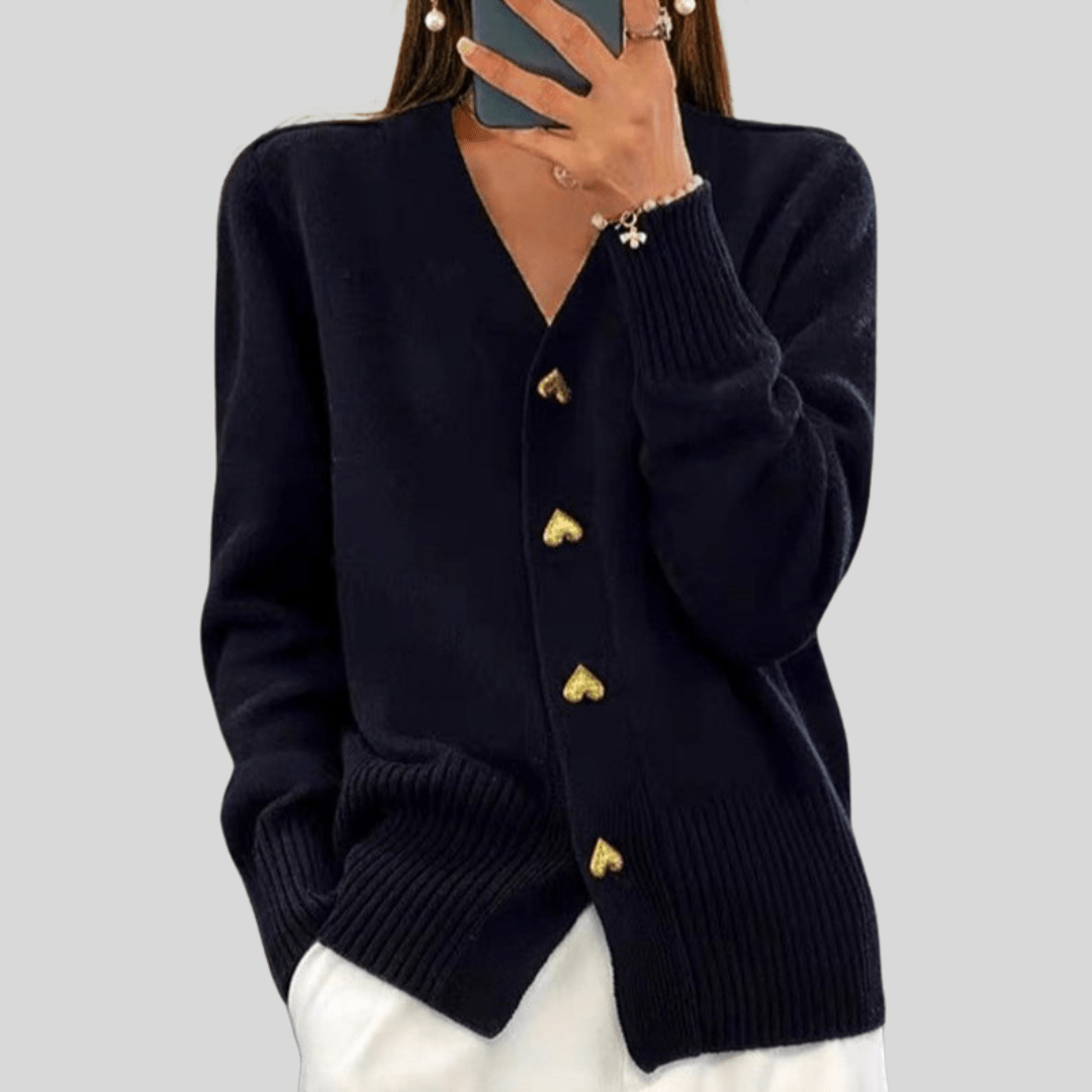 Cardigan mit V-Ausschnitt, Herzknöpfen und gerippten Bündchen