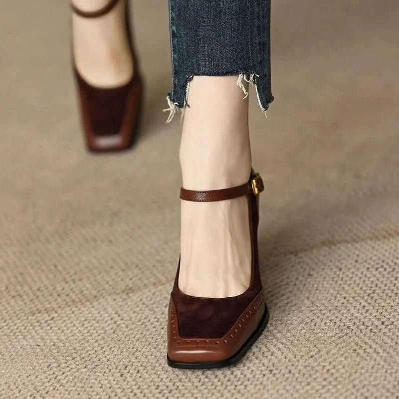 Sarah | Zapatos de salón para mujer con tacón ancho y correa en el tobillo