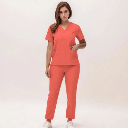 Brenda | Medizinisches Kasack-Set mit V-Ausschnitt und Jogginghose für Damen