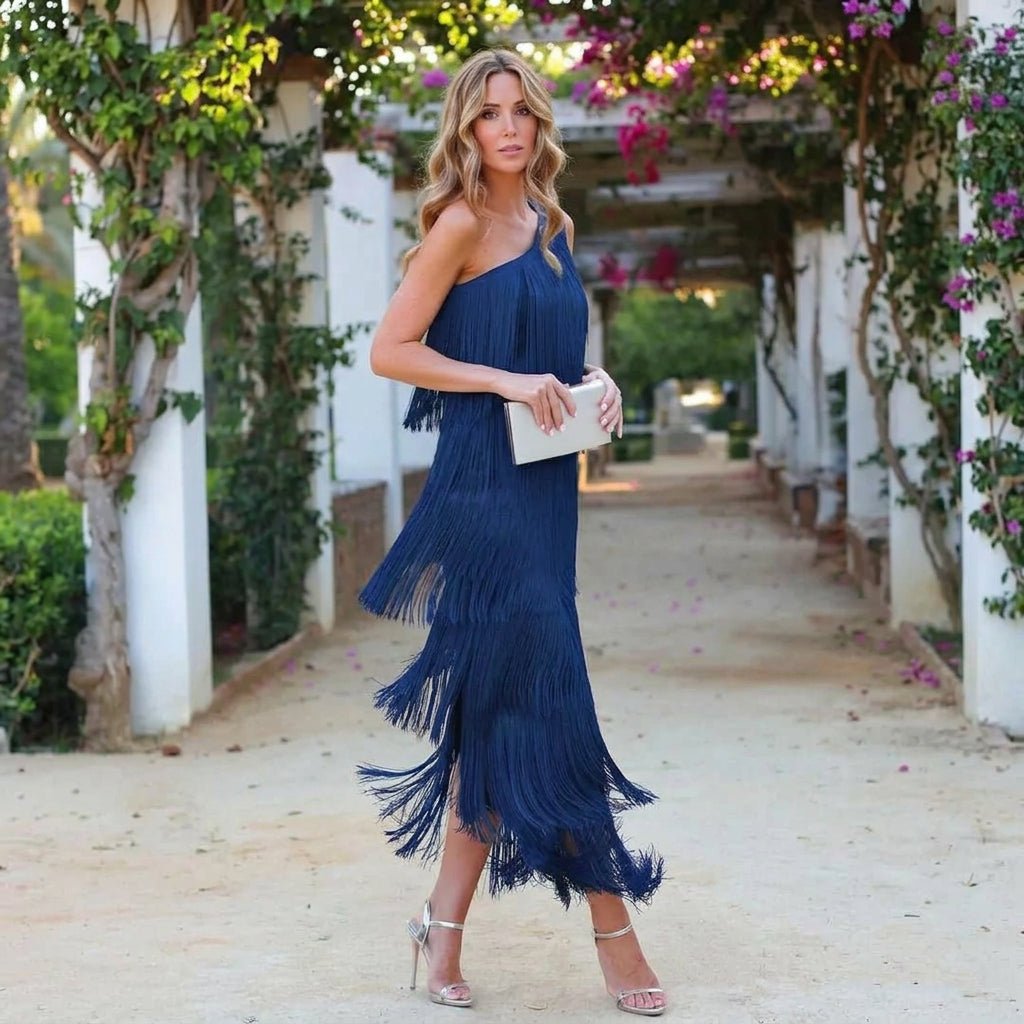 Zoie | Vestido largo con flecos y un hombro al descubierto para mujer